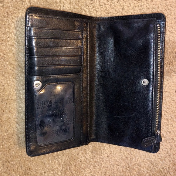 Michael Kors Purse and matching wallet - Picture 4 of 5